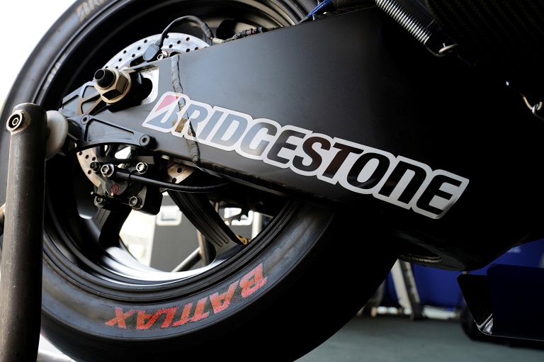 bridgestone ελαστικά μοτοσυκλέτας